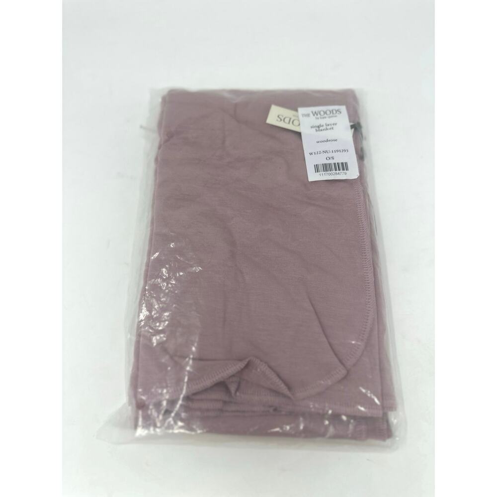 NWT Kate Quinn The Woods Single Layer Blanket Wooderose